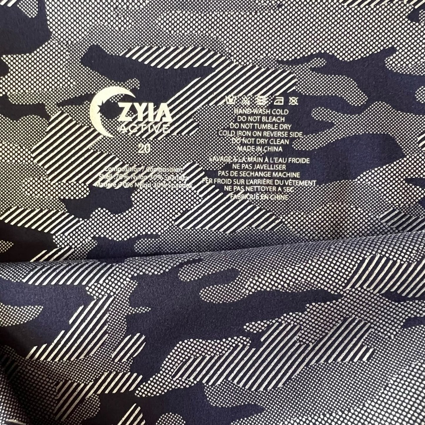 Zyia camo legging SZ 20