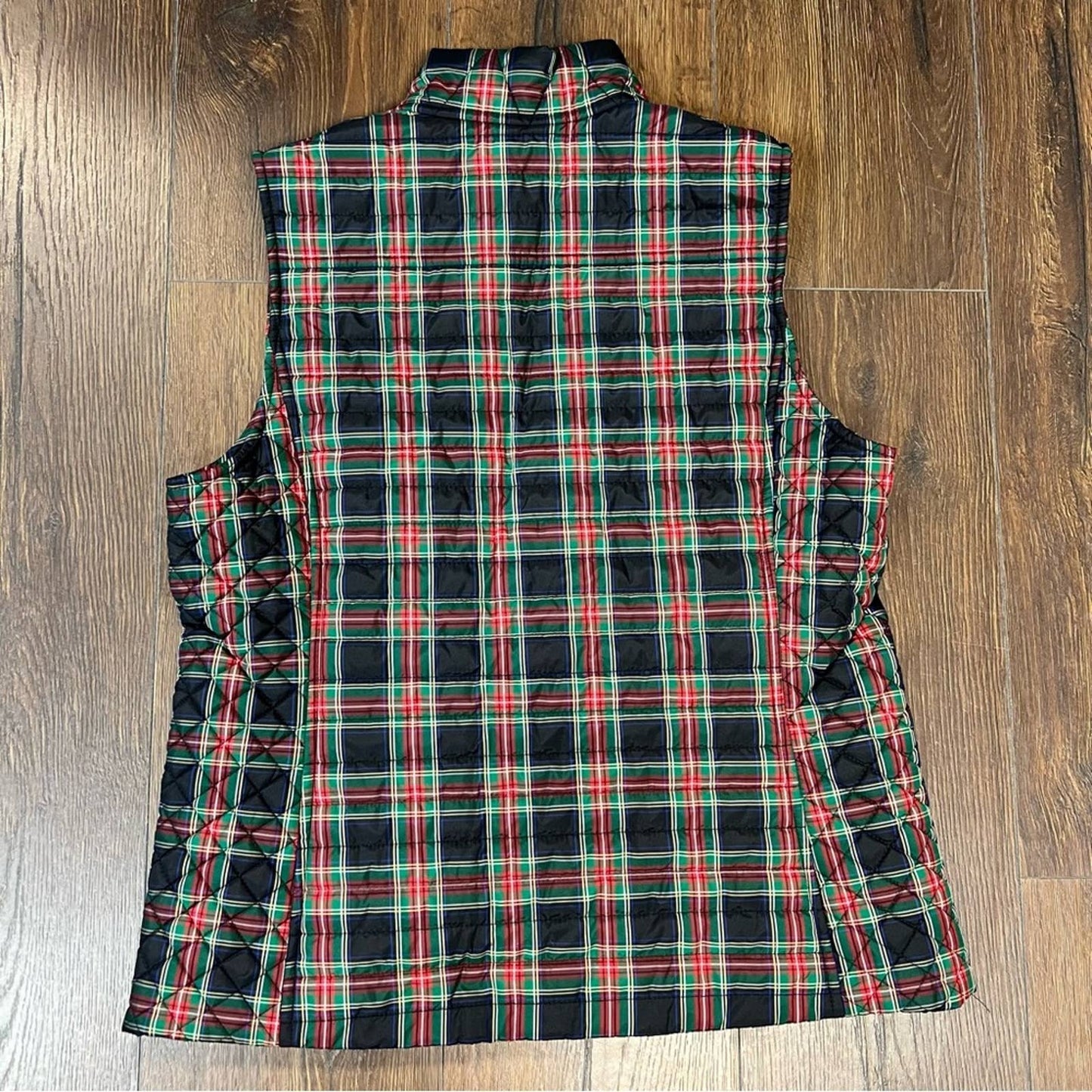 Vineyard Vines Tartan Plaid Puffer Vest SZ MED