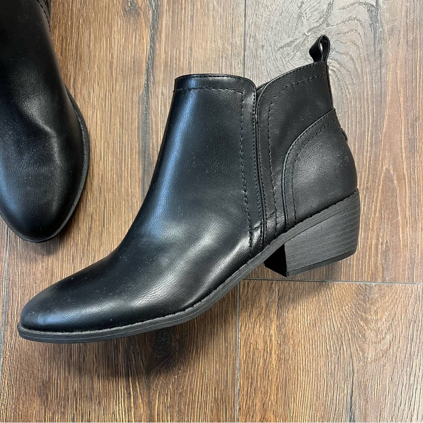 🆕 G by Guess black Tammie ankle boots SZ 8.5
