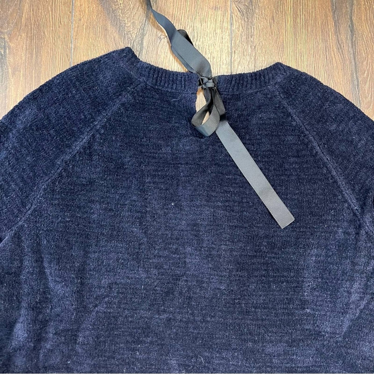 Talbots snuggly soft navy sweater with back tie SZ MED