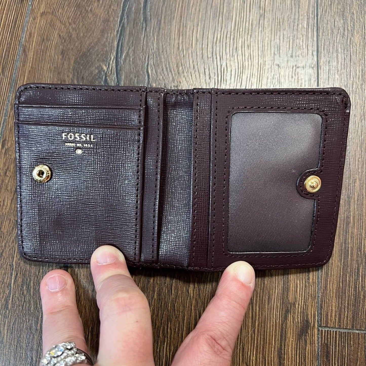 Fossil bulk/white wallet