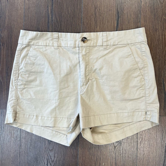 Old Navy everyday kahki shorts SZ 8