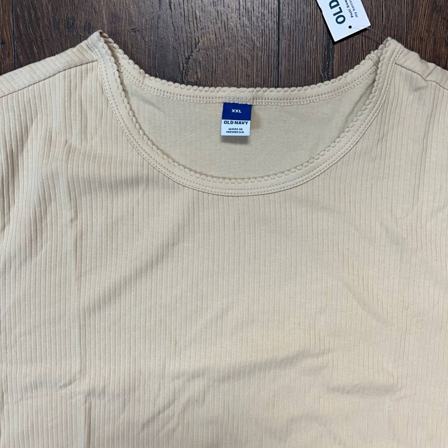 🆕 Old Navy cropped tee SZ XXL