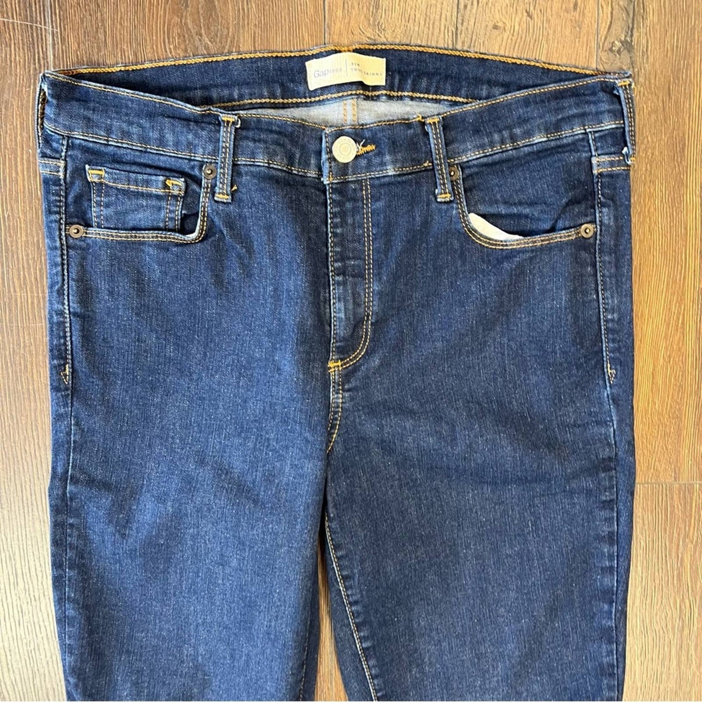 Gap true skinny sculpt jeans SZ 31/10R