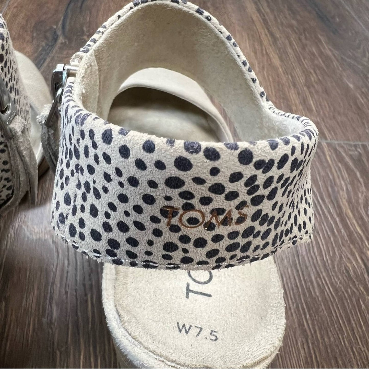 TOMS Majorca Closed Toe Dress Womens Sandal SZ 7.5