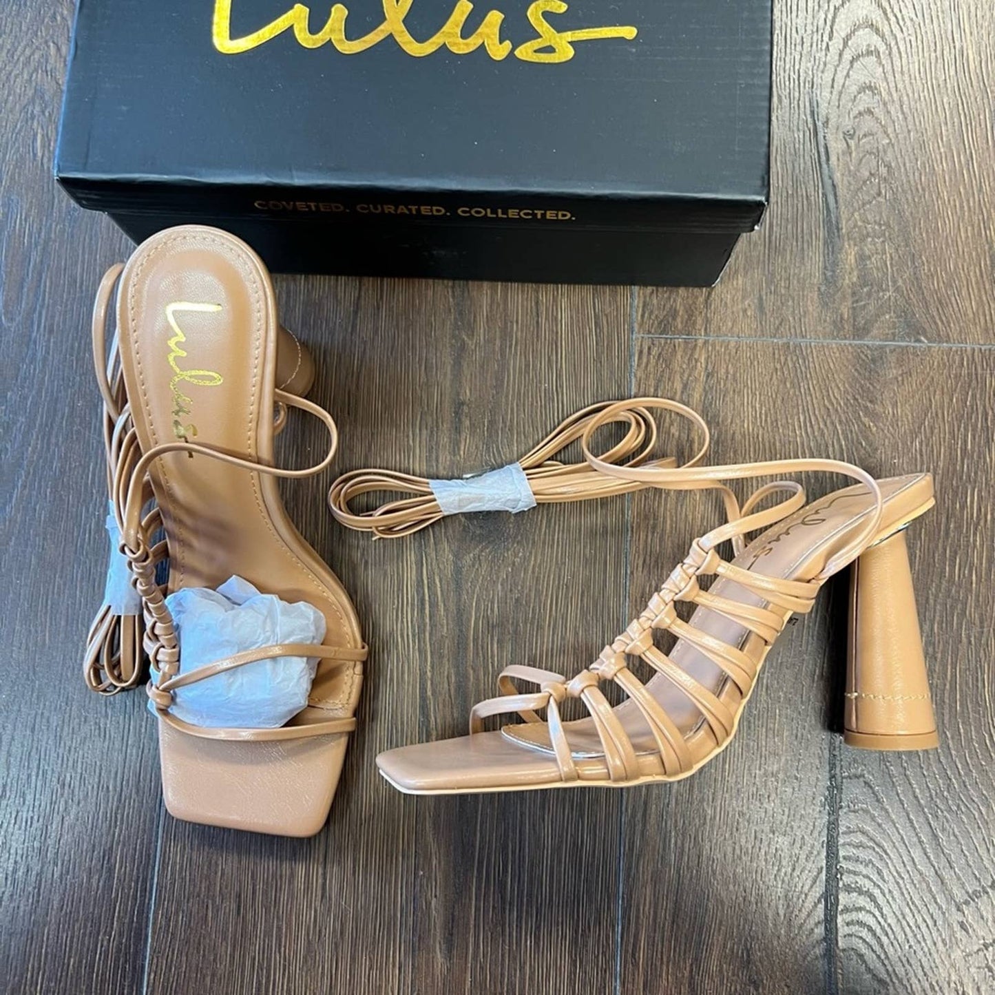 🆕 Lulu’s lace up heel SZ 8