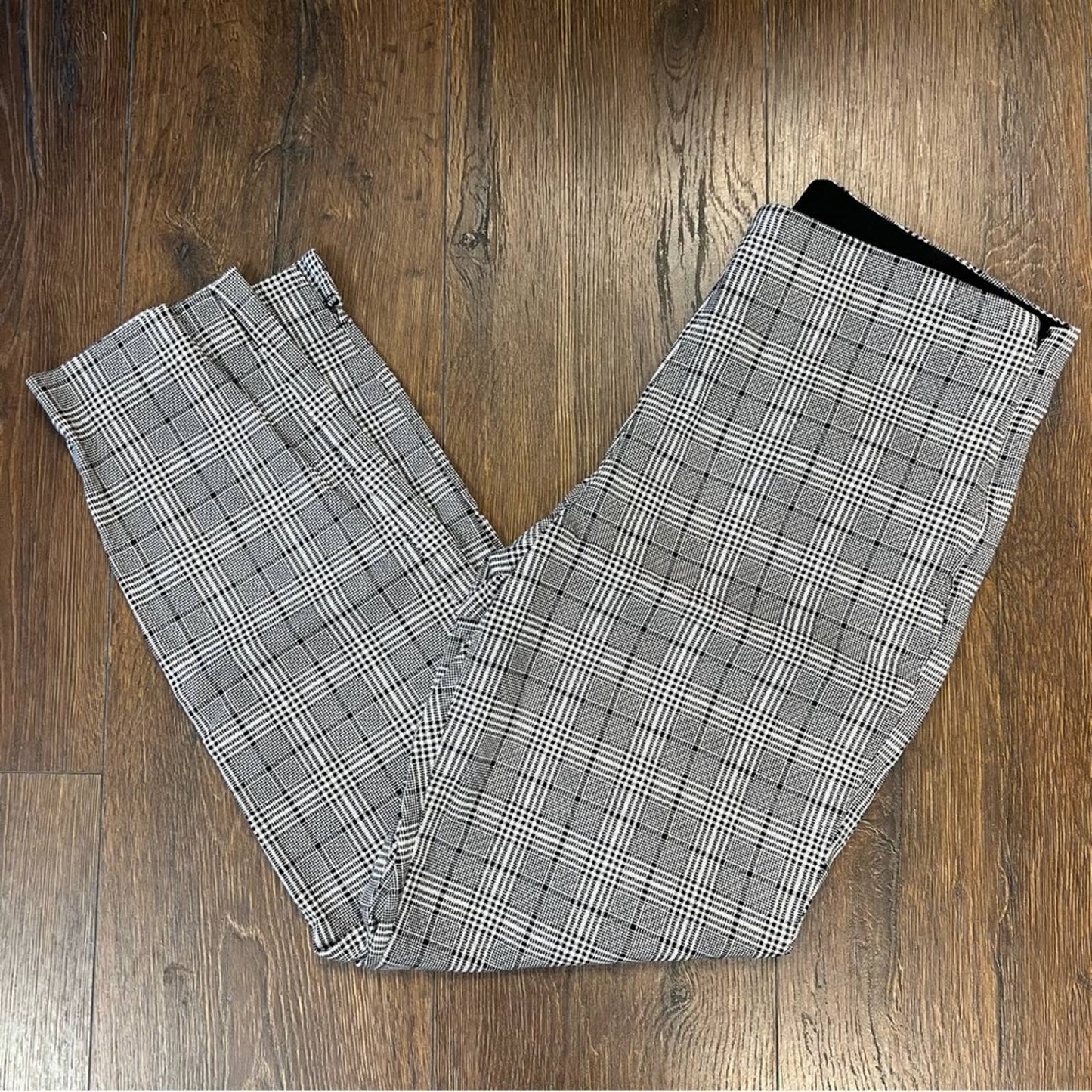 Old navy plaid dress pants SZ 8