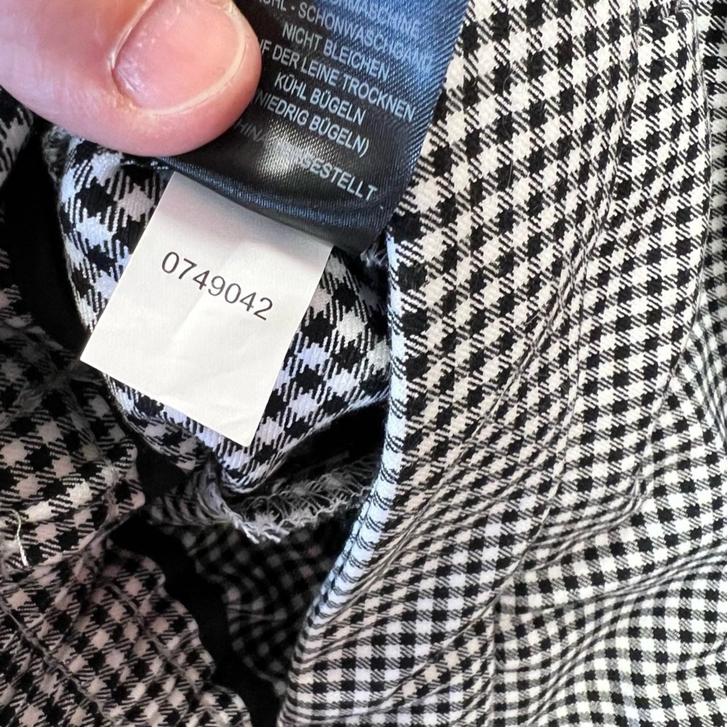 Rachel Zoe Black and white plaid short SZ 6