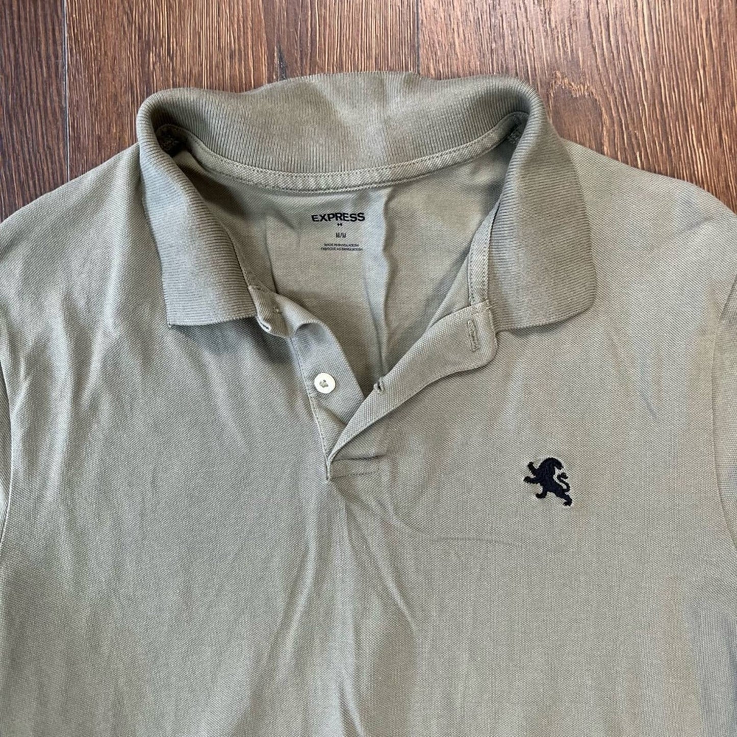 Express olive polo SZ MED