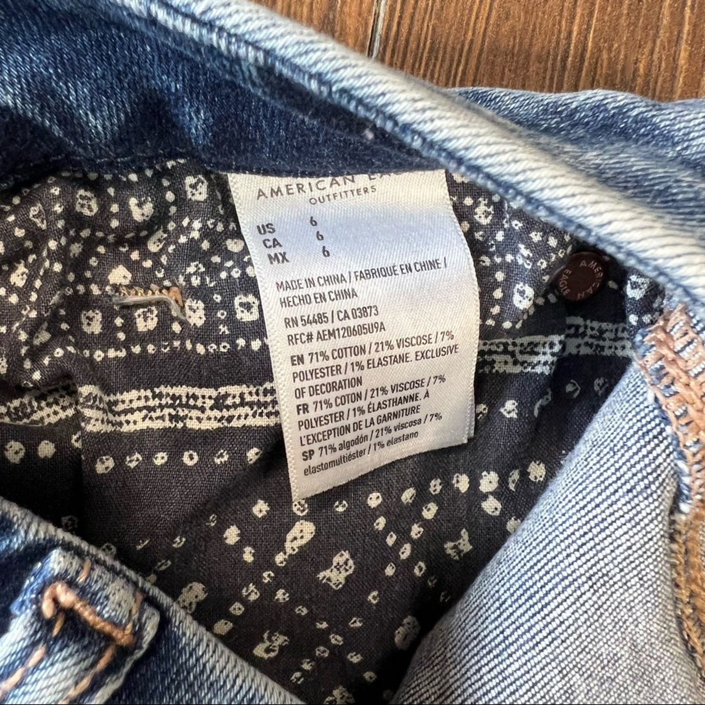 American Eagle curvy high-rise Shortie SZ 6