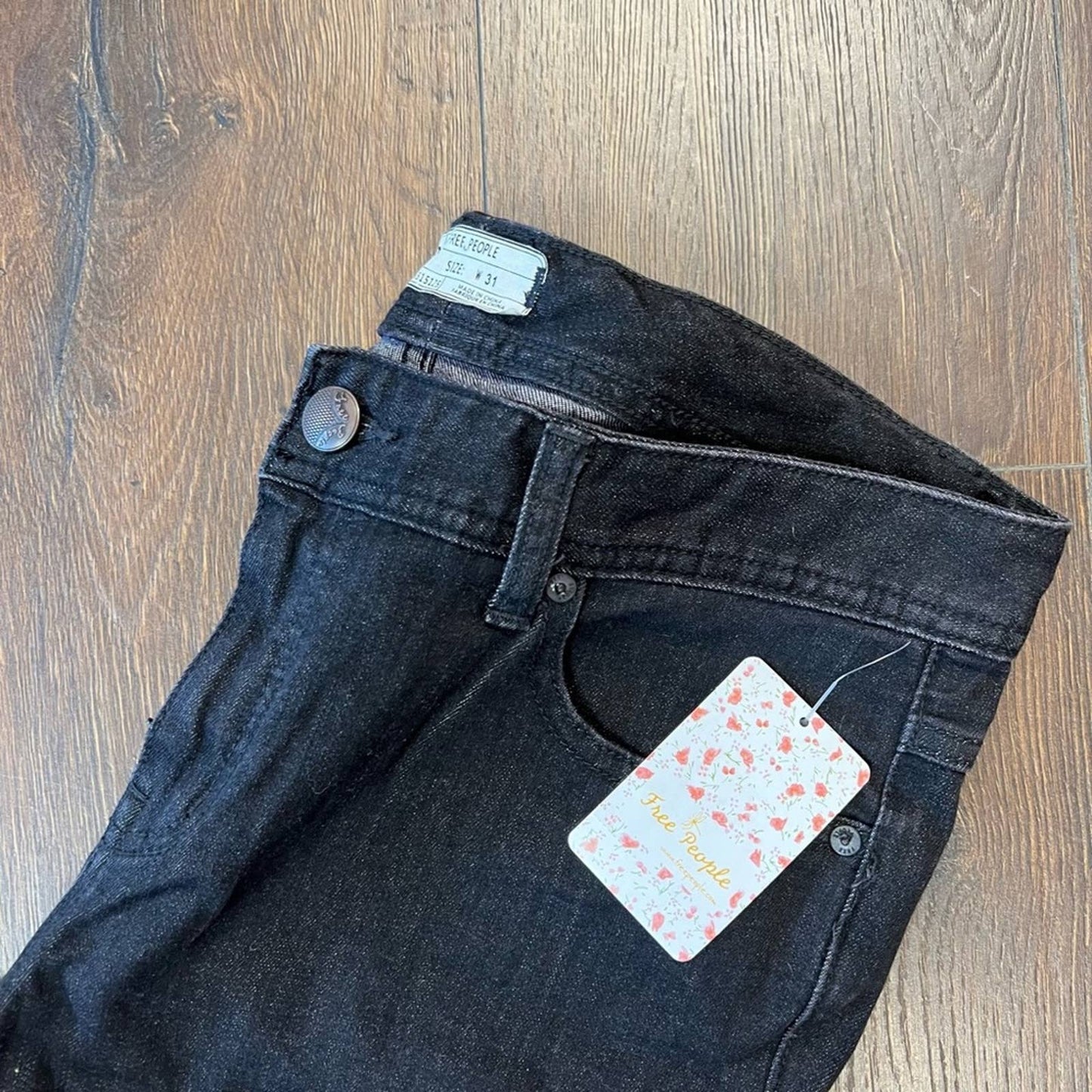 🆕 Free People Mid Rise Skinny Destroyed Ankle Jean in Black SZ 31/10