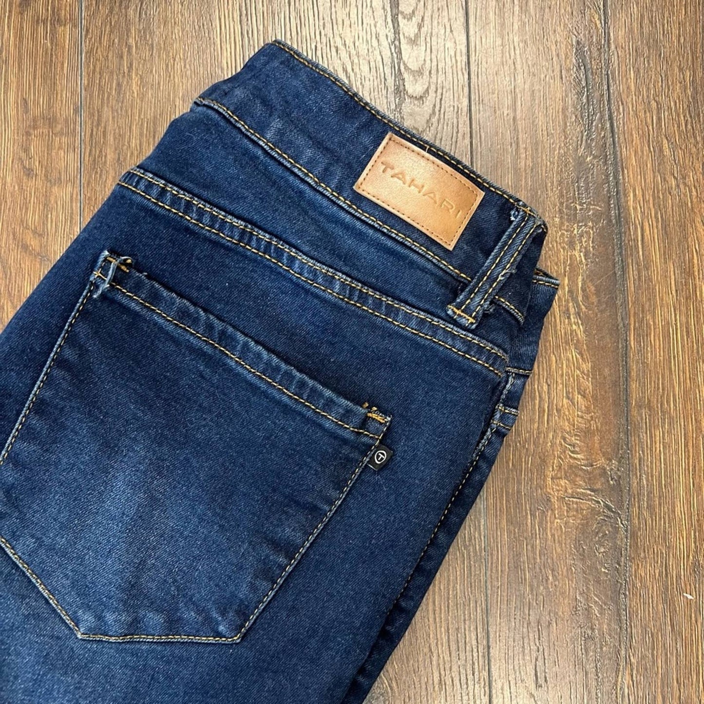 TAHARI MID-RISE STRETCH DENIM ANKLE JEANS SZ 6/28