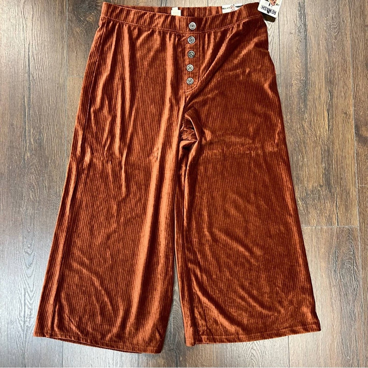 🆕 Rewash Rust ribbed velvet crops SZ XL