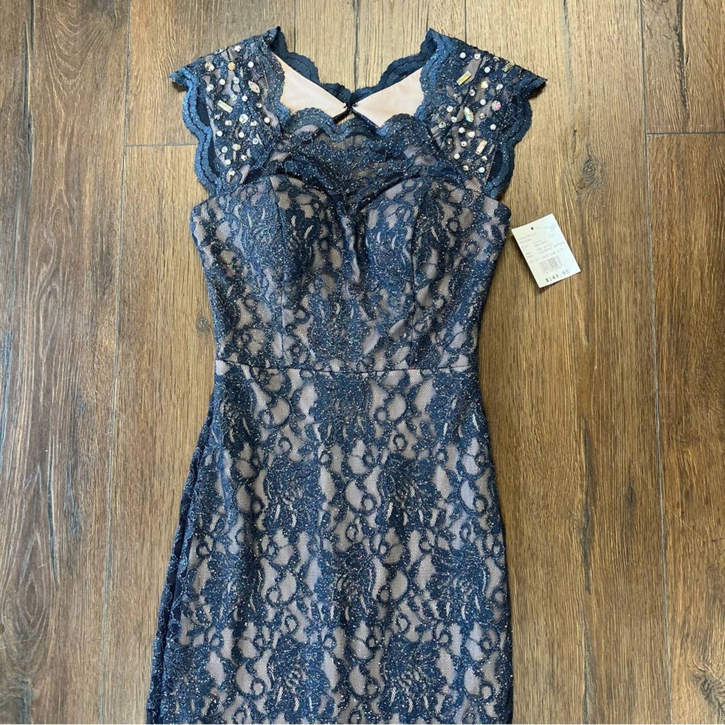 🆕 DAVID'S BRIDAL long lace cap sleeve dress with keyhole back SZ 3
