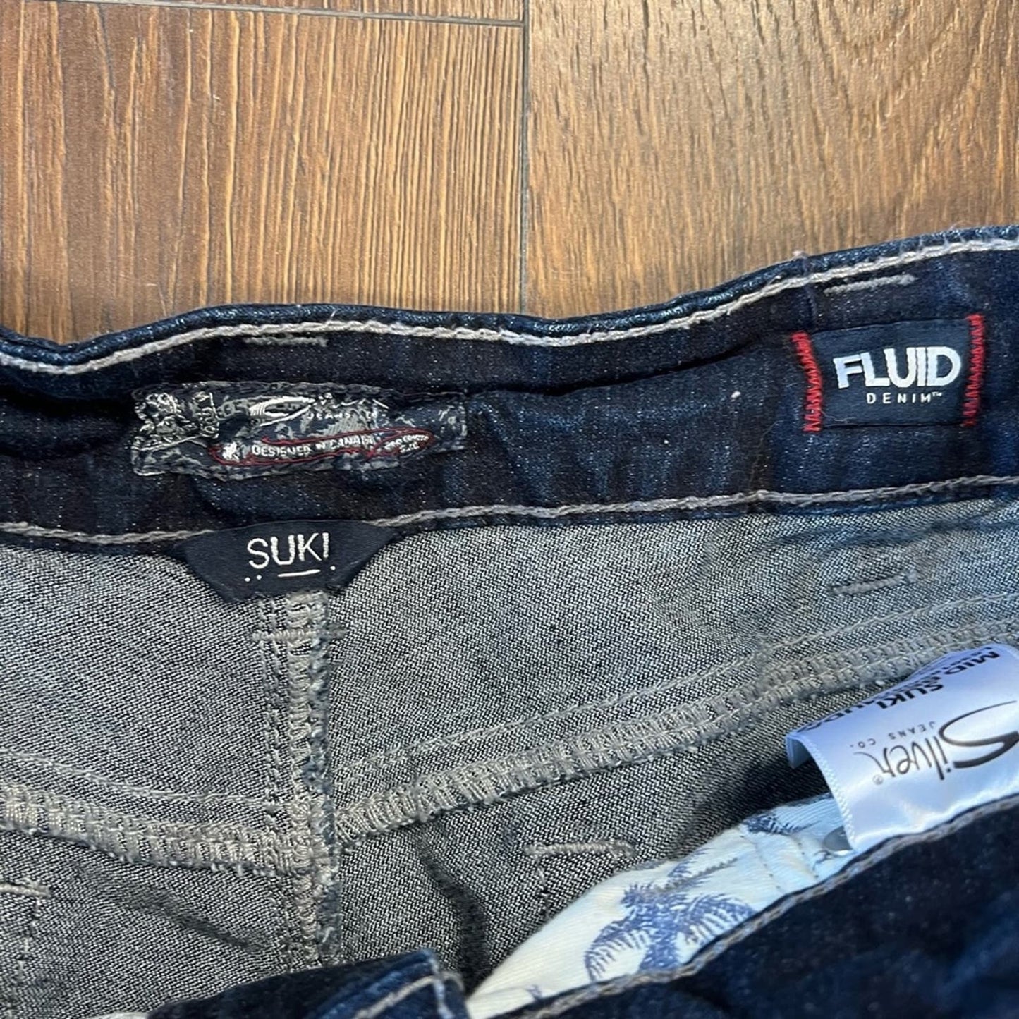 Silvers jean  suki mid Bermuda denim short SZ 32/14
