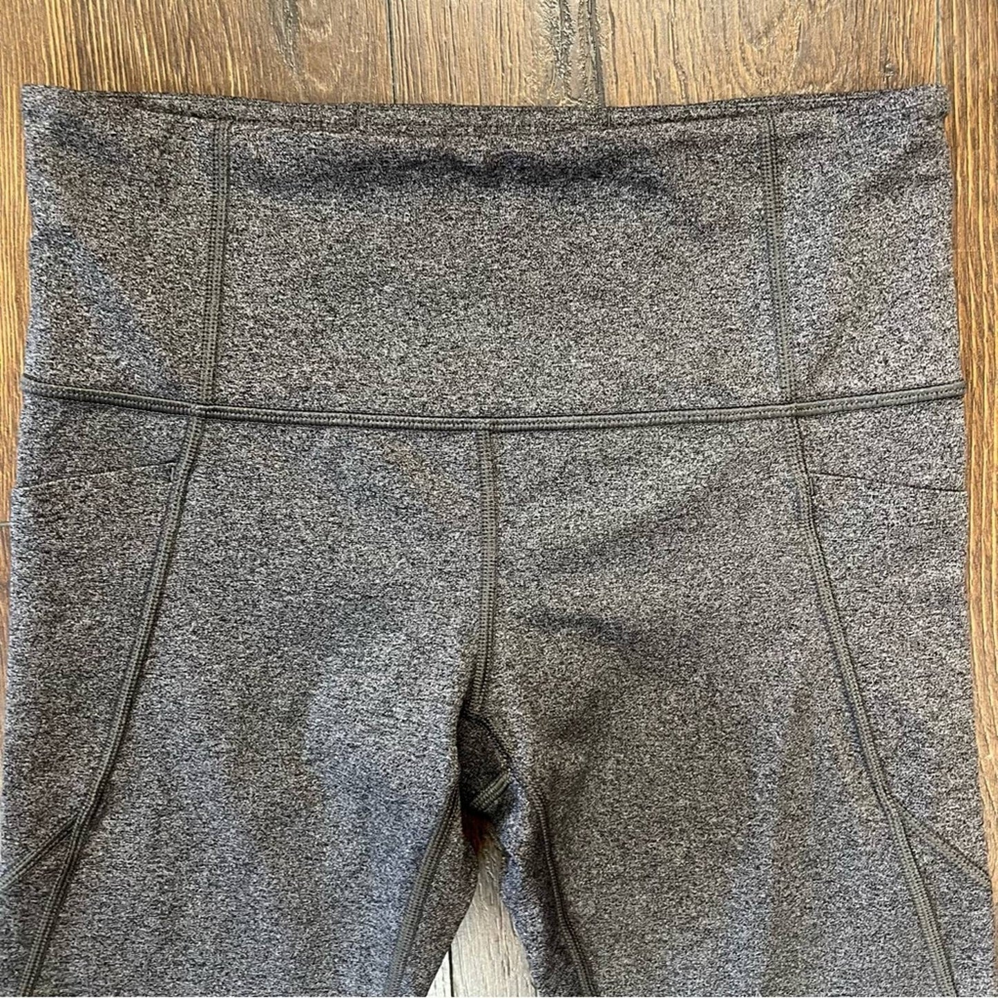 Athleta Salutation Stash Pocket Capri In Powervita SZ SM