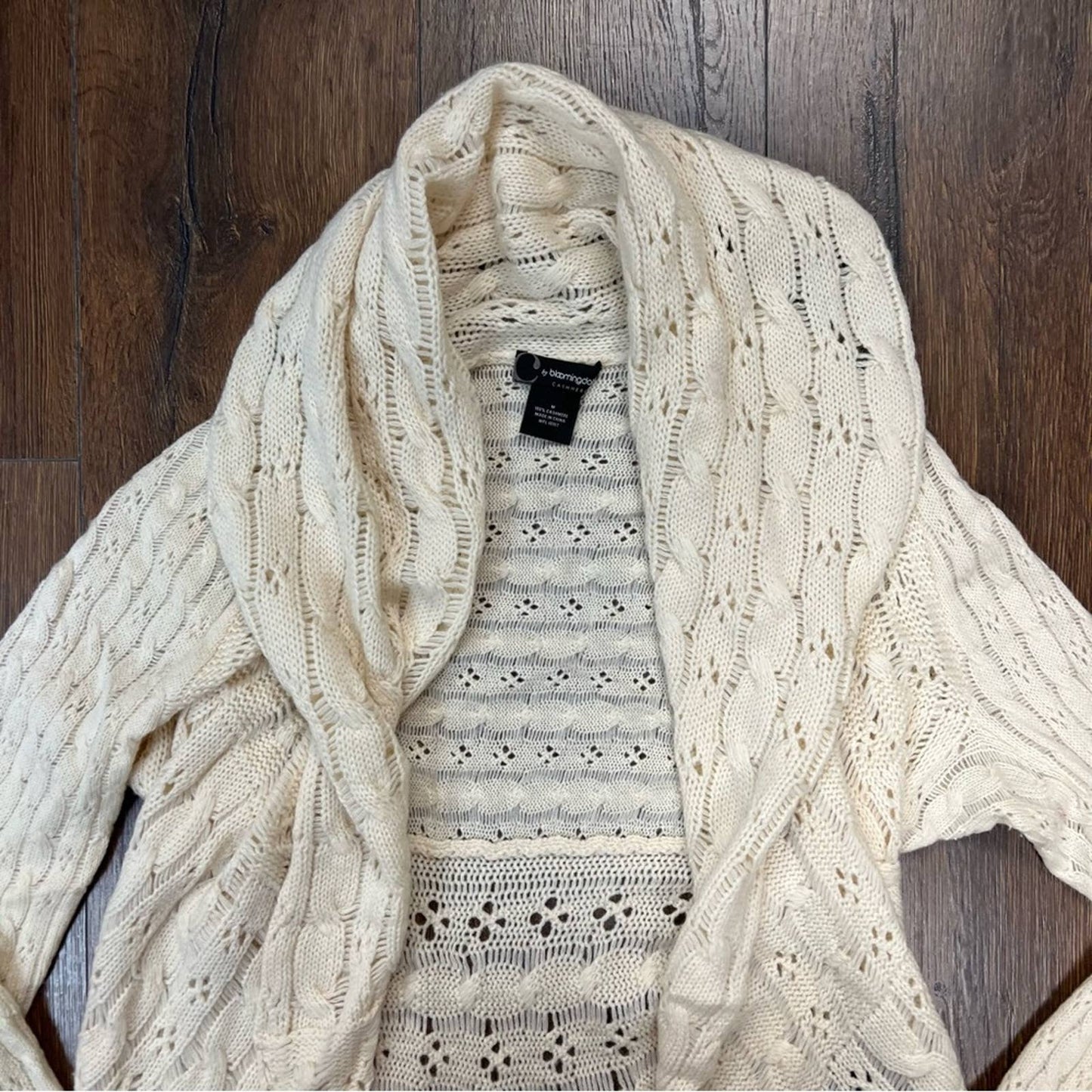 C by Bloomingdale’s cashmere open cardigan SZ MED