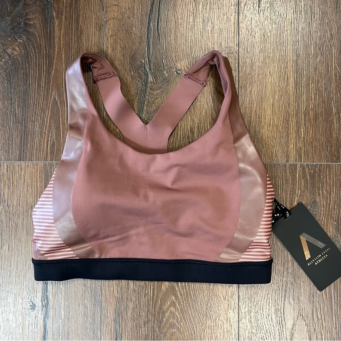 🆕 Allyson Felix x Athleta Sports Bra ultimate legend bra D-DD SZ SM