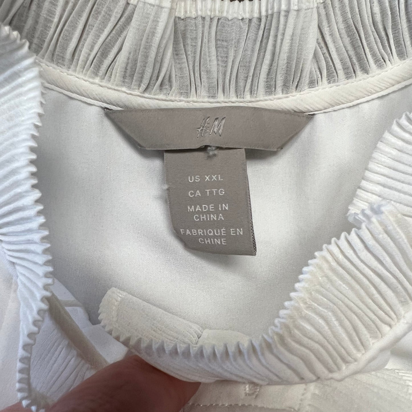 H & M ivory tanks SZ XXL