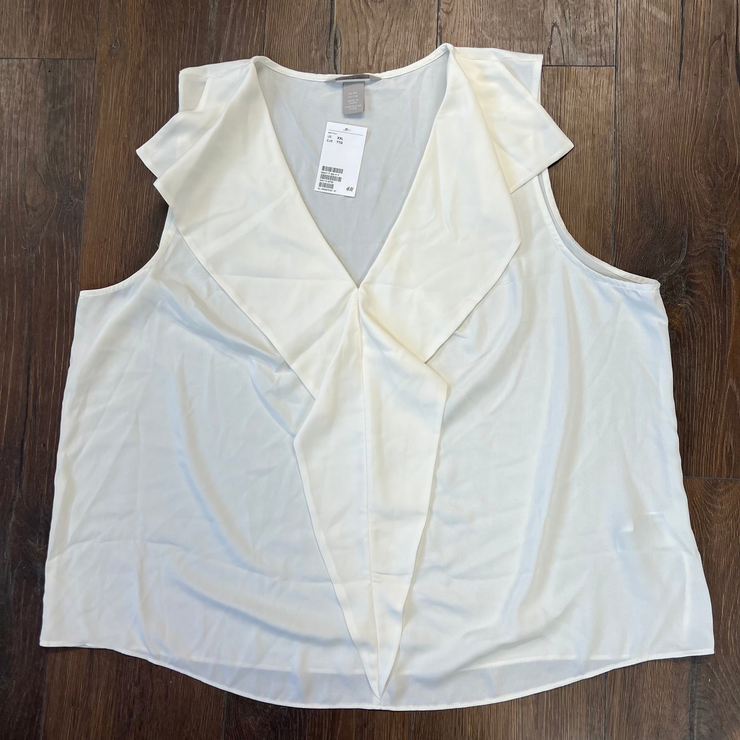 🆕 H & M ruffle tank SZ XXL