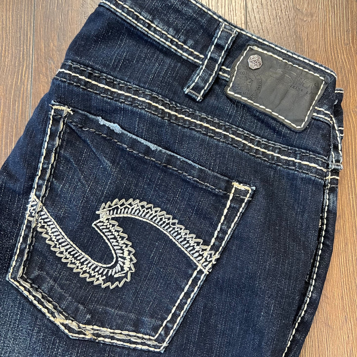 Silver Jeans capris SZ 16