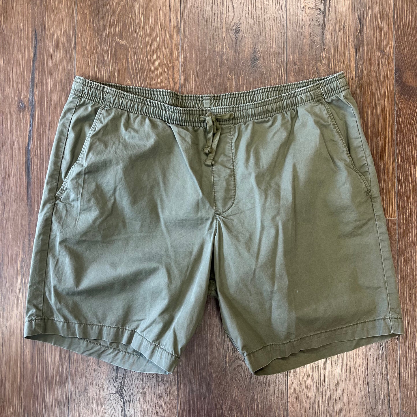 Gap drawstring shorts SZ XL