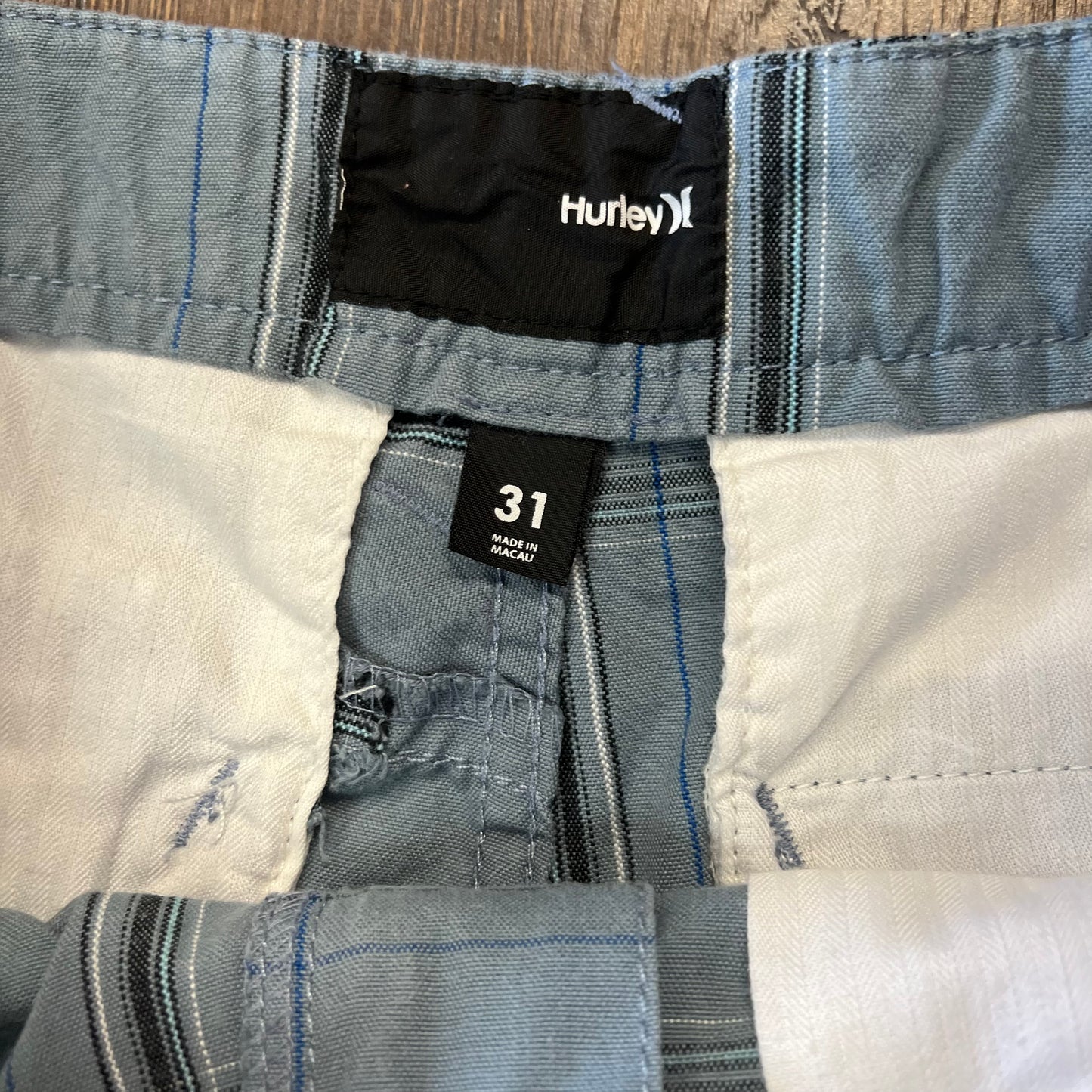 Hurley plaid shorts SZ 31