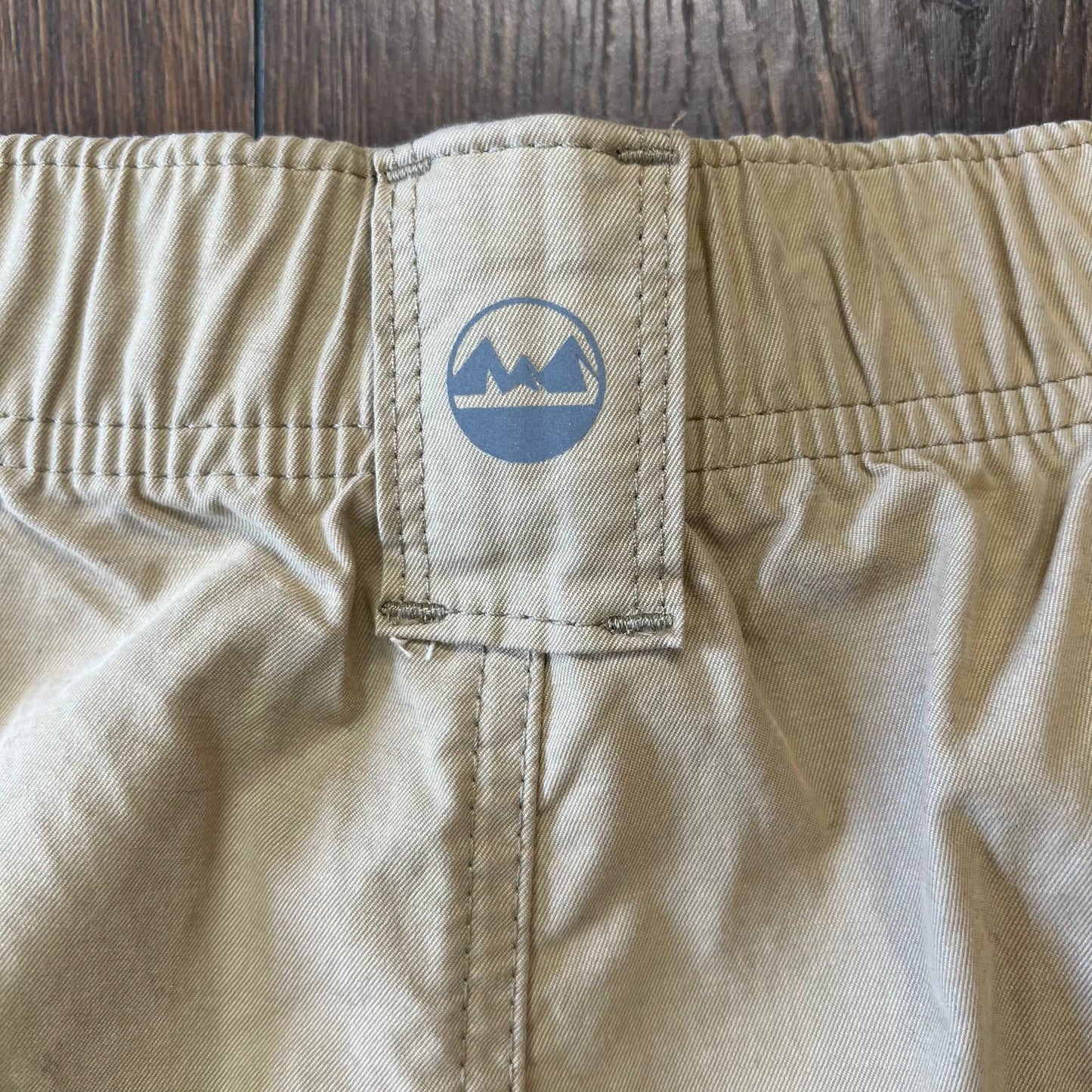 Wrangler outdoor shorts SZ 42