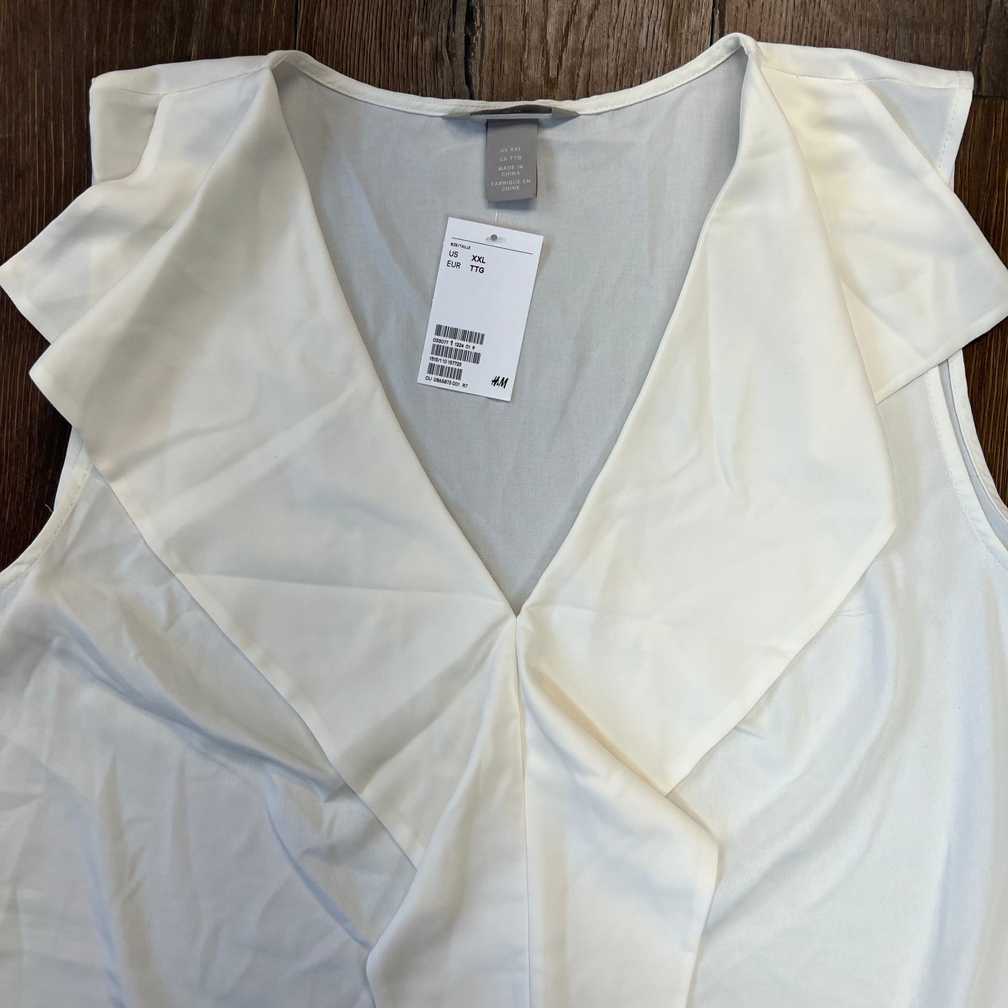 🆕 H & M ruffle tank SZ XXL
