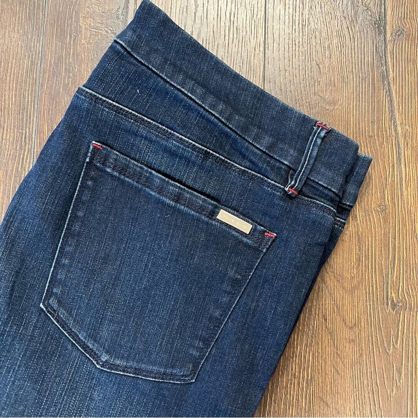 White House black market Classic-Rise Button-Detail Skinny Ankle Jeans SZ 12