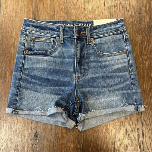 🆕 American Eagle super high-rise Shortie SZ 2