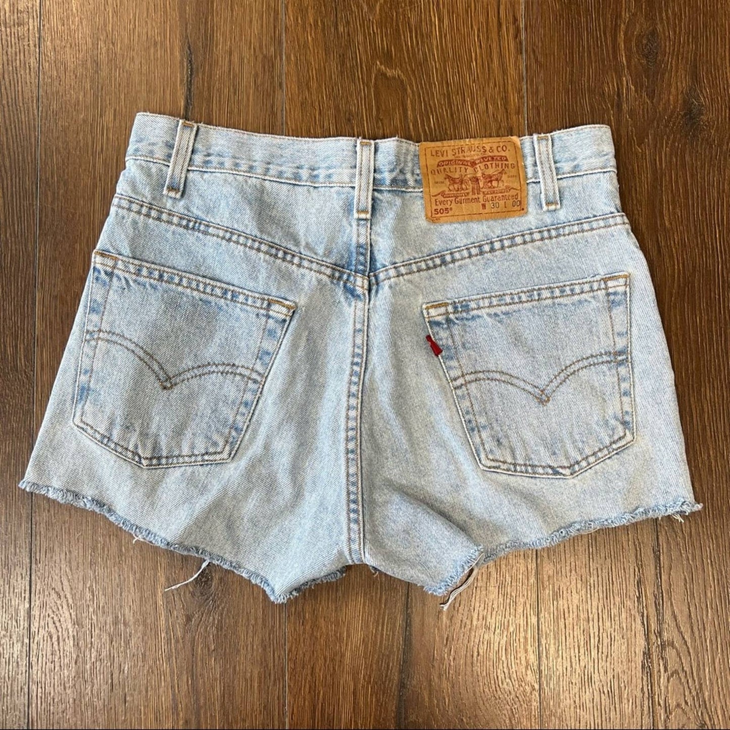 Levi’s 505 reconstructed denim shorts SZ 30/6