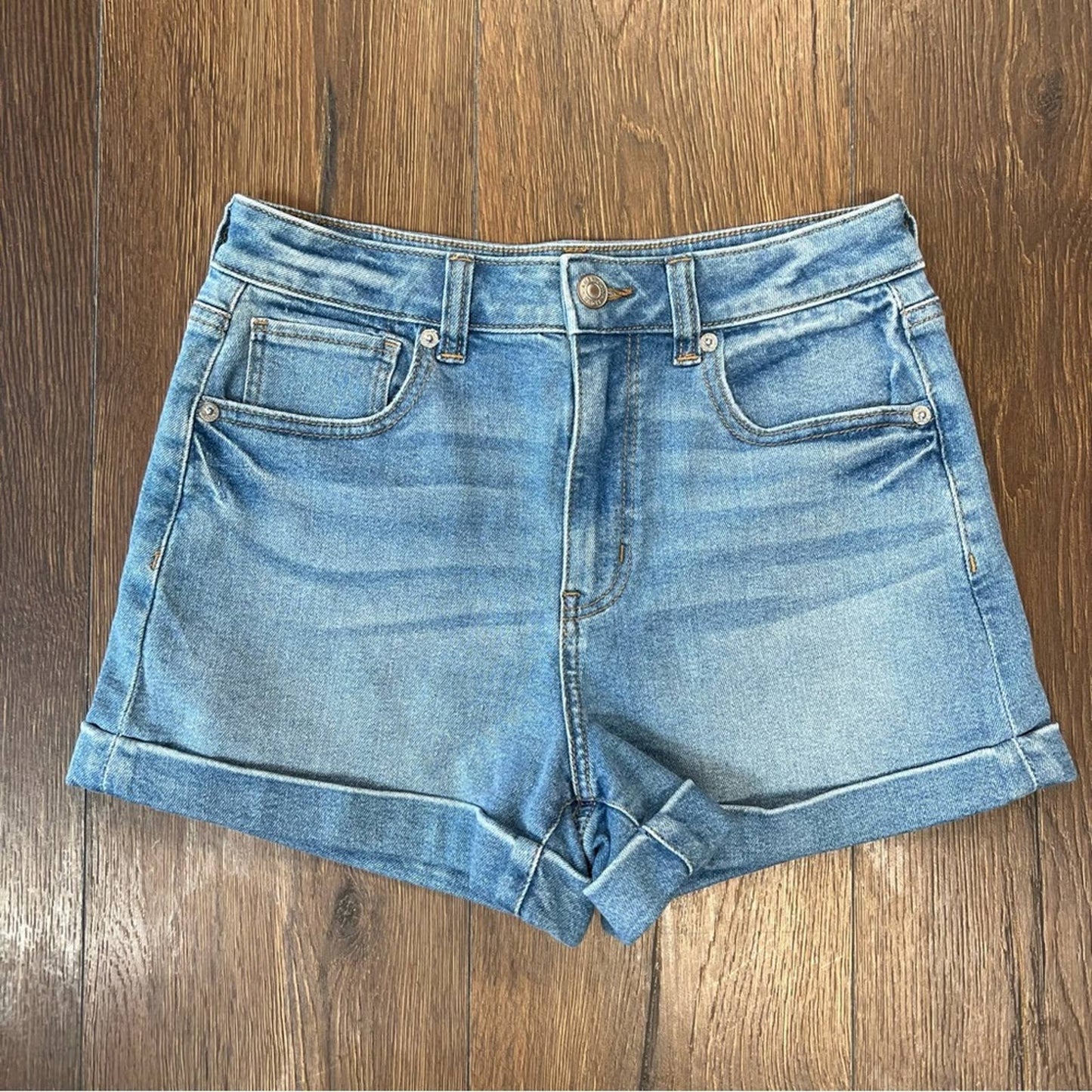 American Eagle mom shorts SZ 2