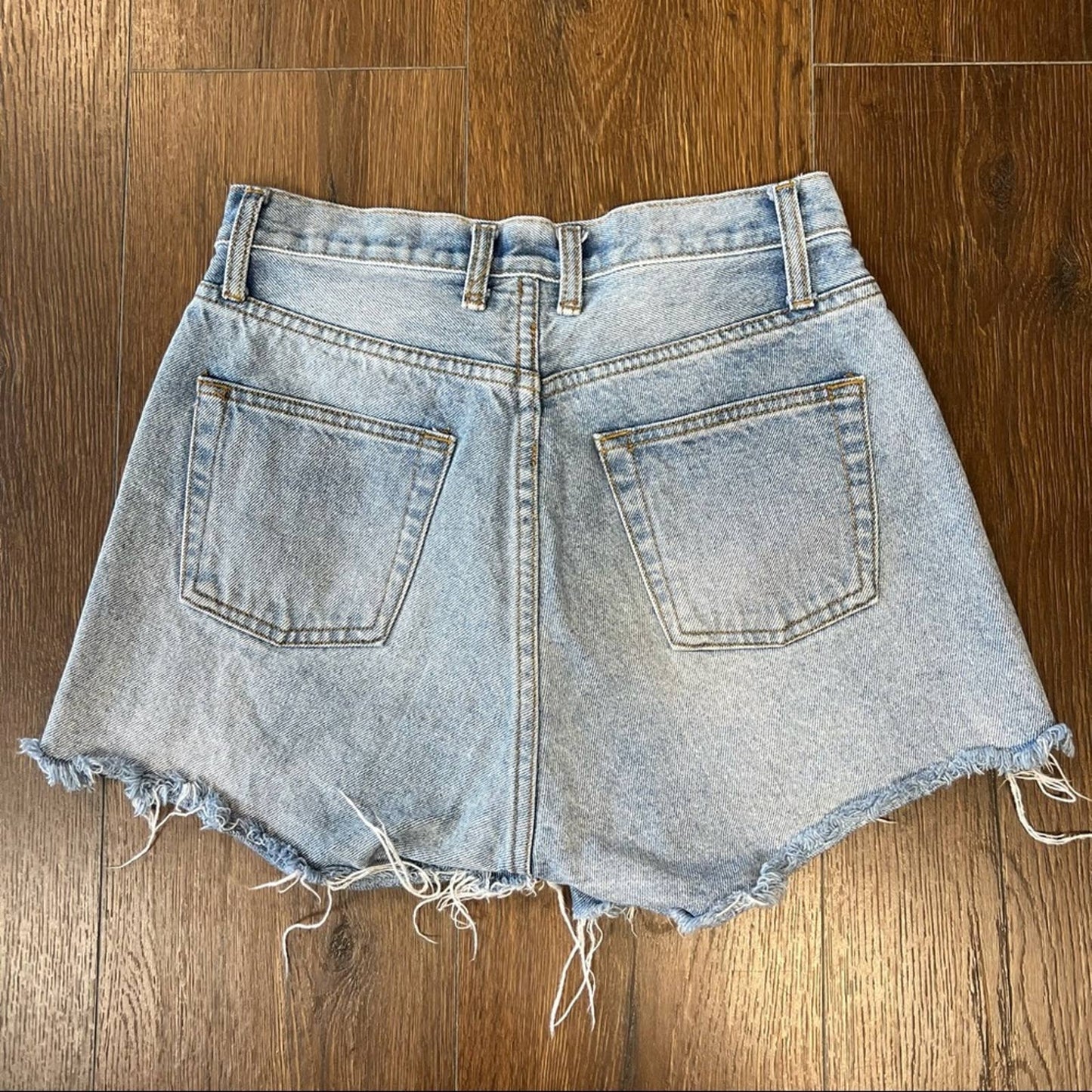 J. Flat high waisted denim cut off shorts SZ LG