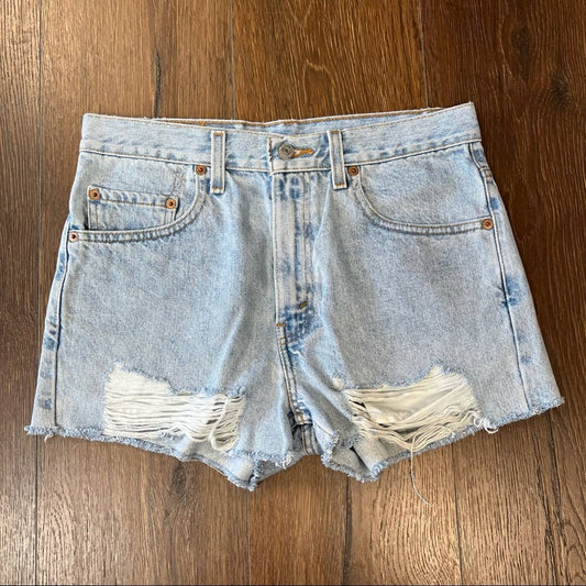 Levi’s 505 reconstructed denim shorts SZ 30/6