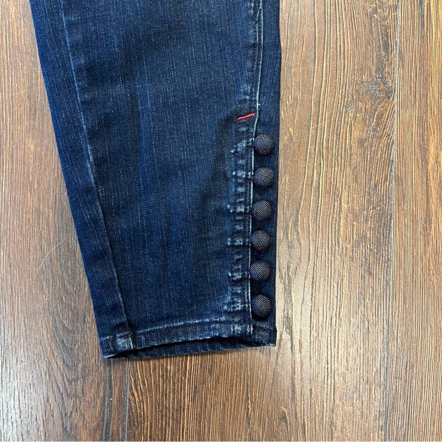 White House black market Classic-Rise Button-Detail Skinny Ankle Jeans SZ 12