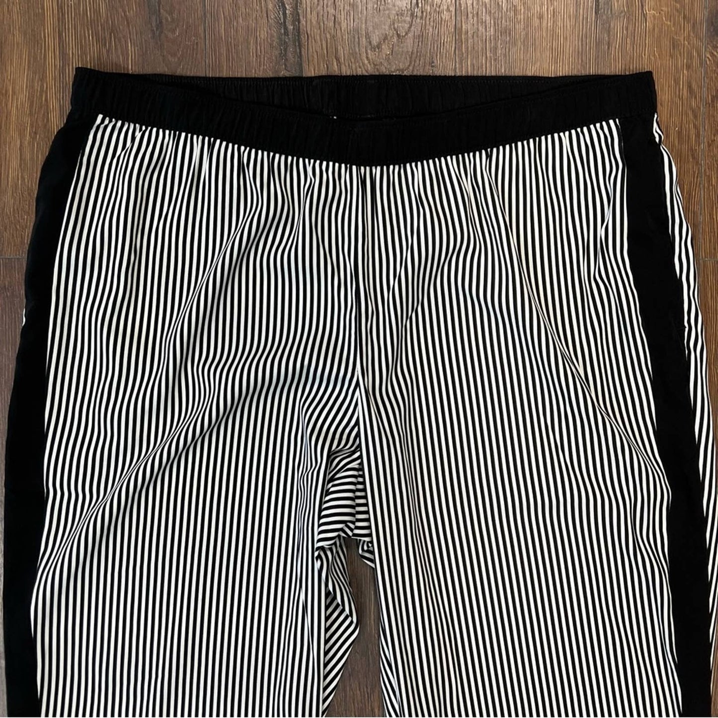 Black label by Chicos striped rouched pants SZ 2/12