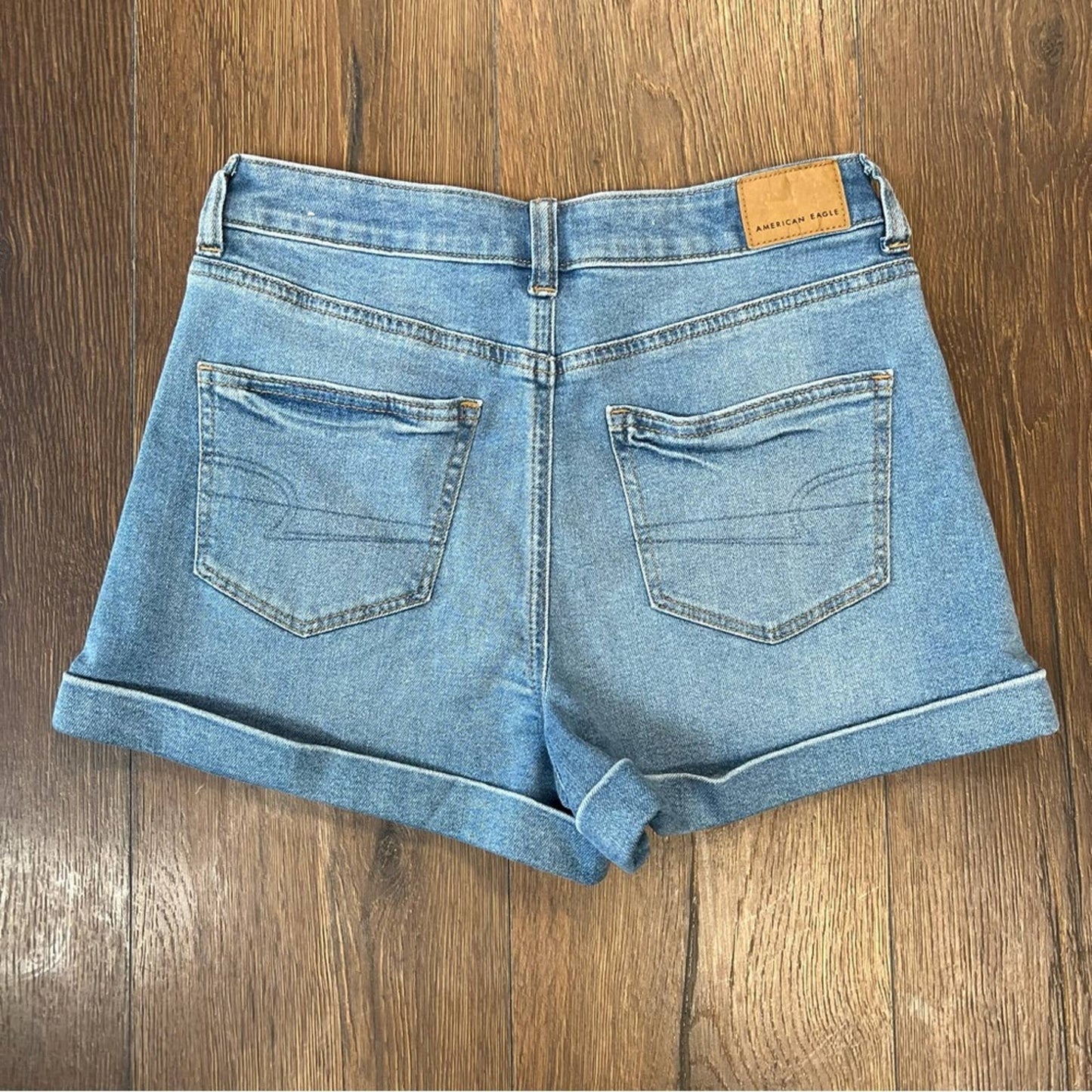 American Eagle mom shorts SZ 2