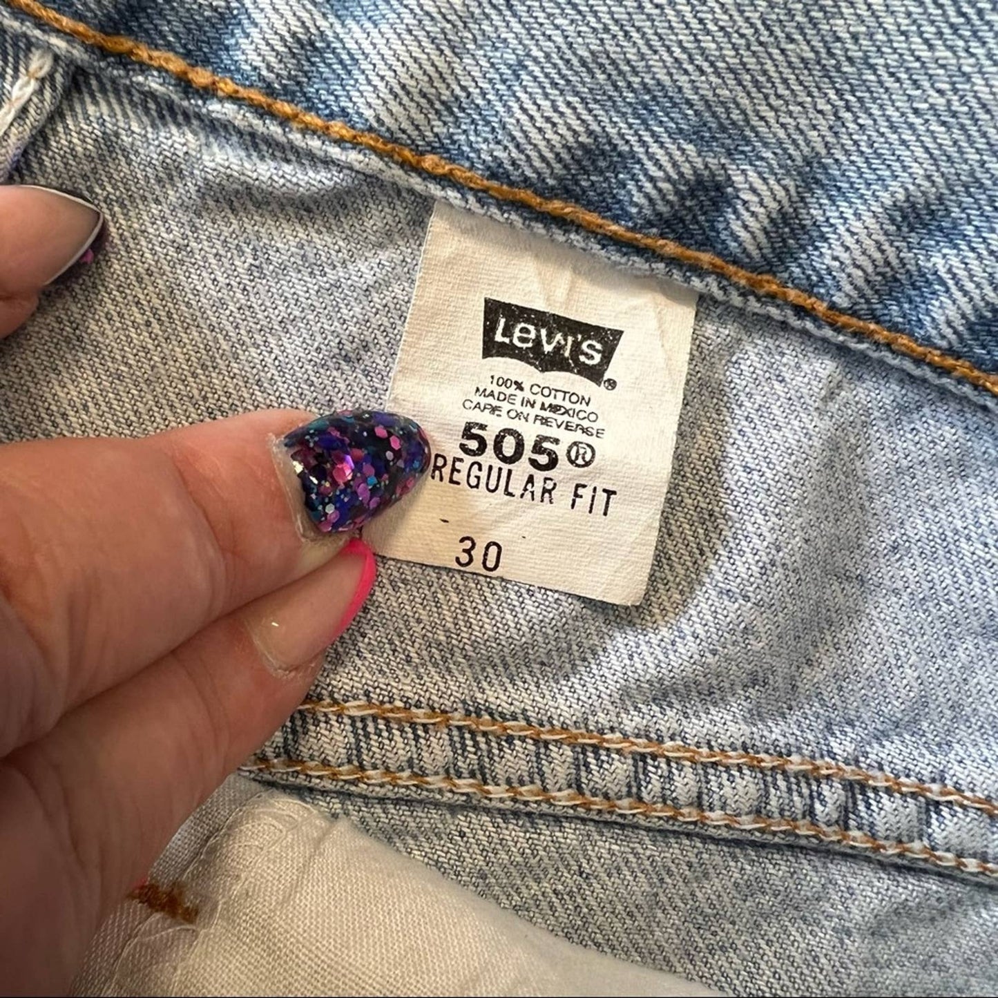 Levi’s 505 reconstructed denim shorts SZ 30/6