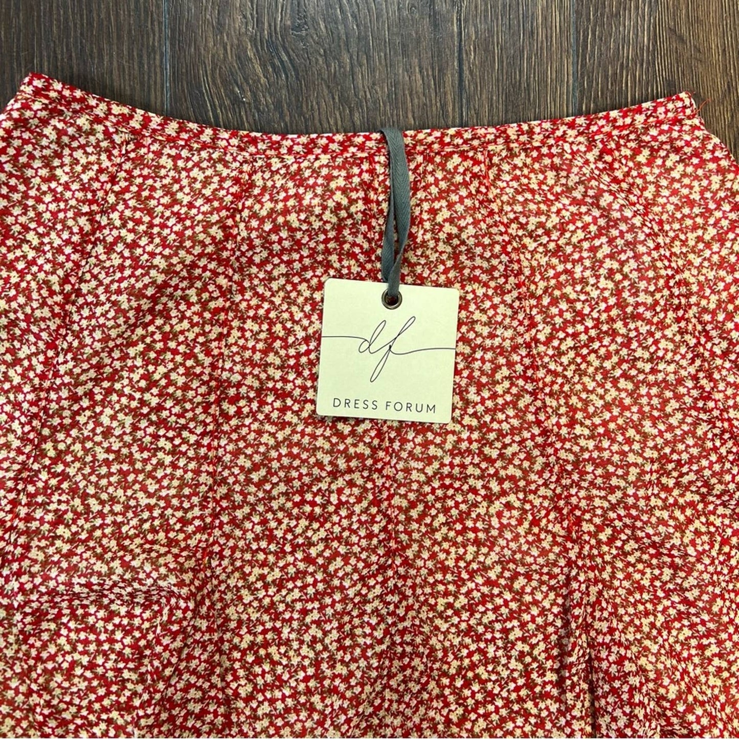 🆕 Dress forum red floral ruffled mini skort SZ MED