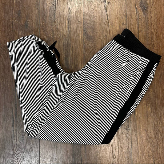 Black label by Chicos striped rouched pants SZ 2/12