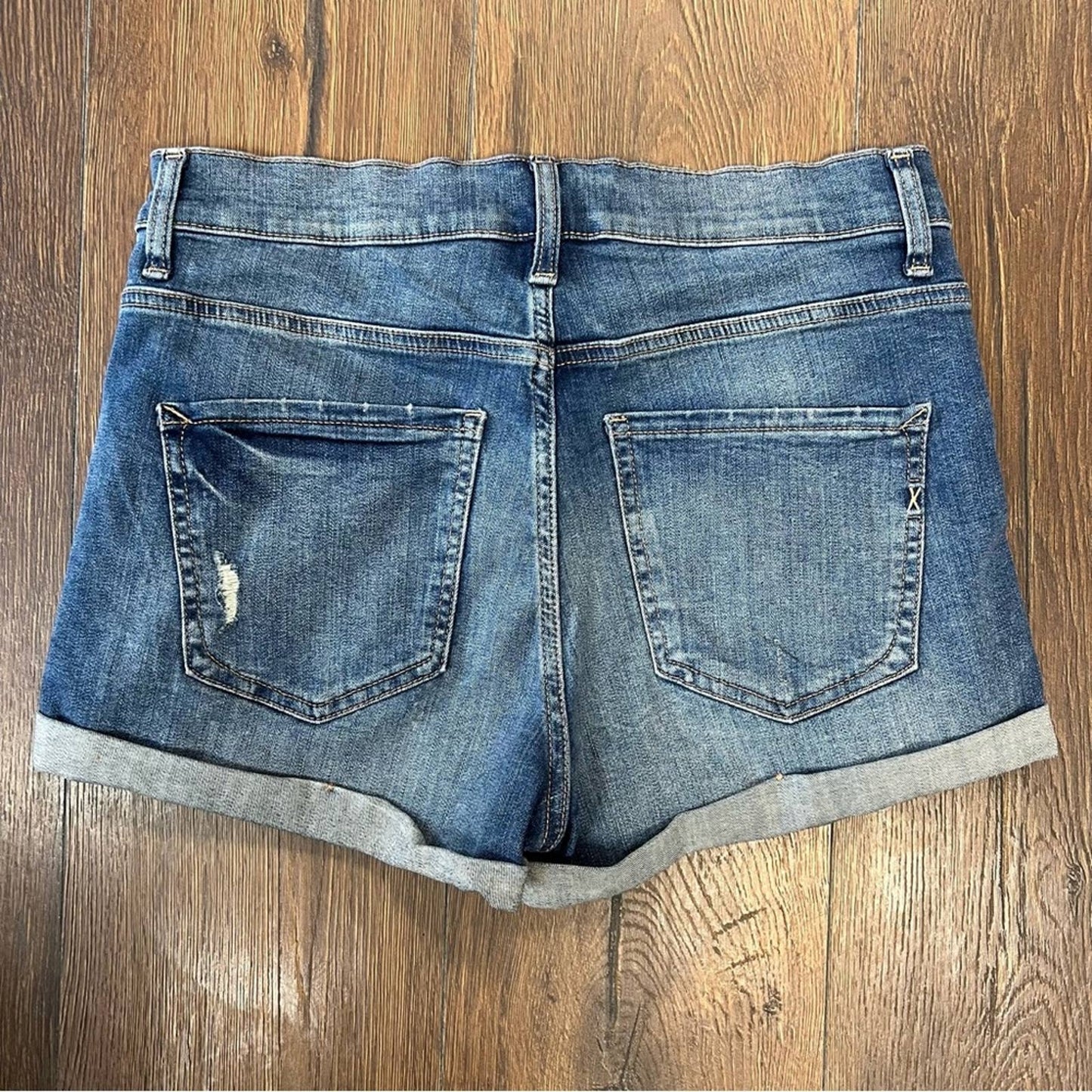 Express high rise Shortie SZ 8